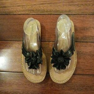 Naturalizer Black Leather Thong Sandals Sz 9.5m